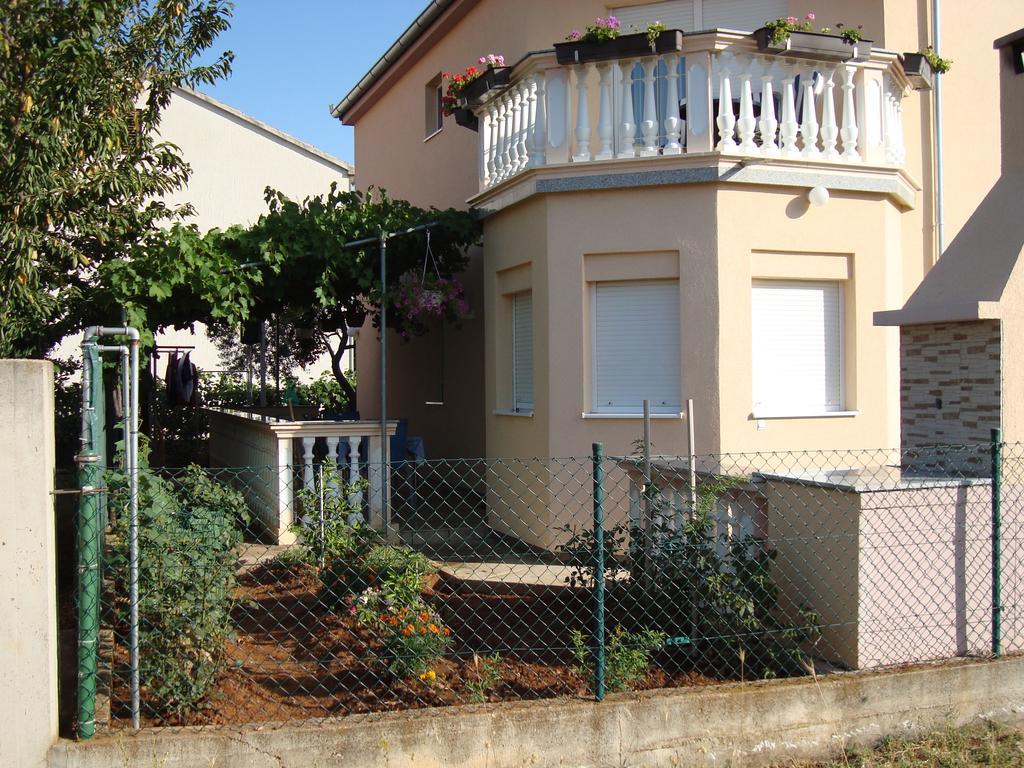 Apartments Kata Biograd Na Moru Buitenkant foto