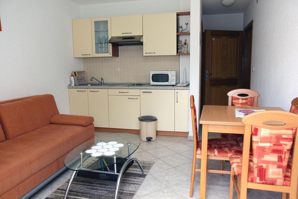 Apartments Kata Biograd Na Moru Buitenkant foto